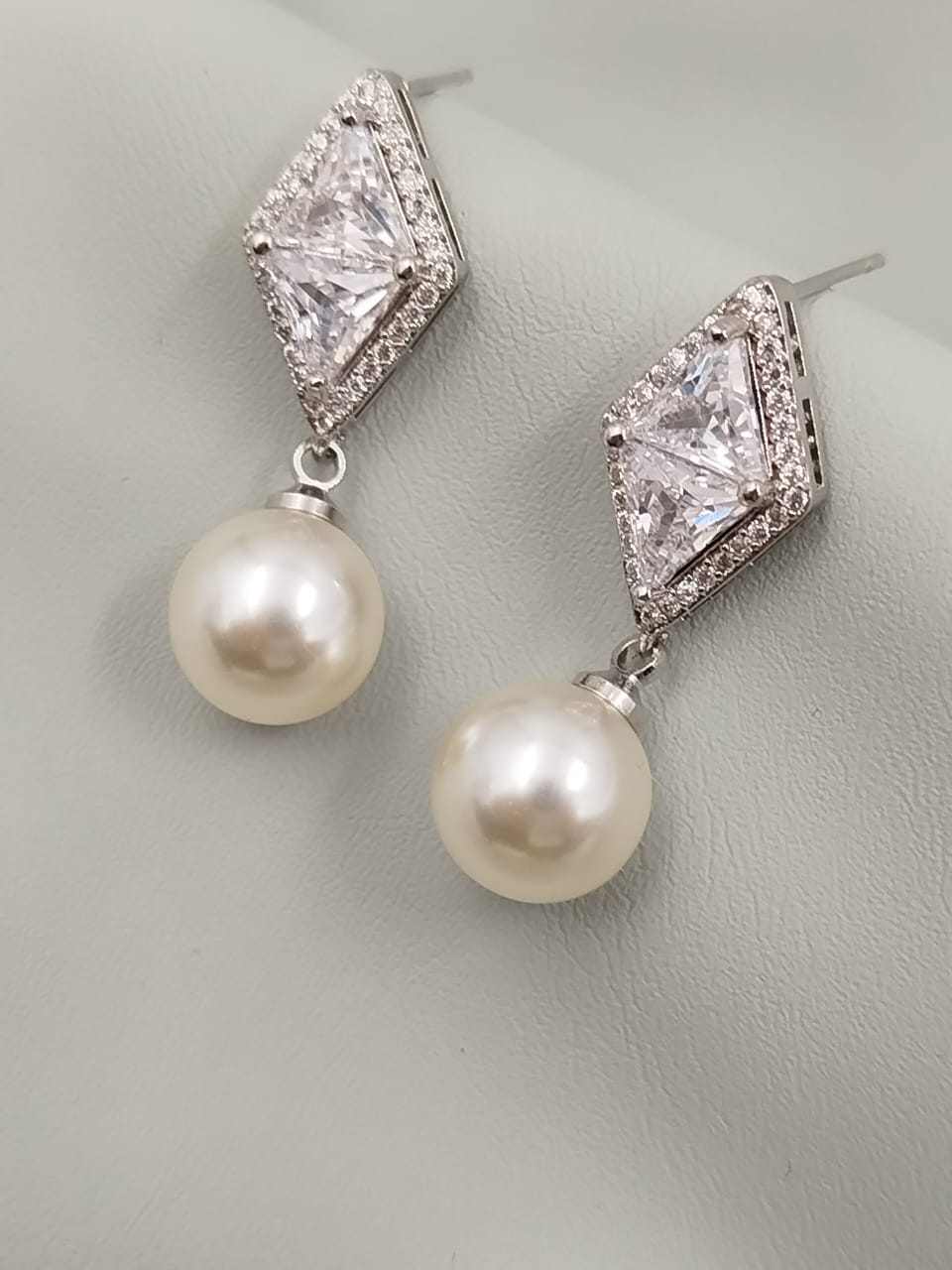 Geraldine bridal earrings