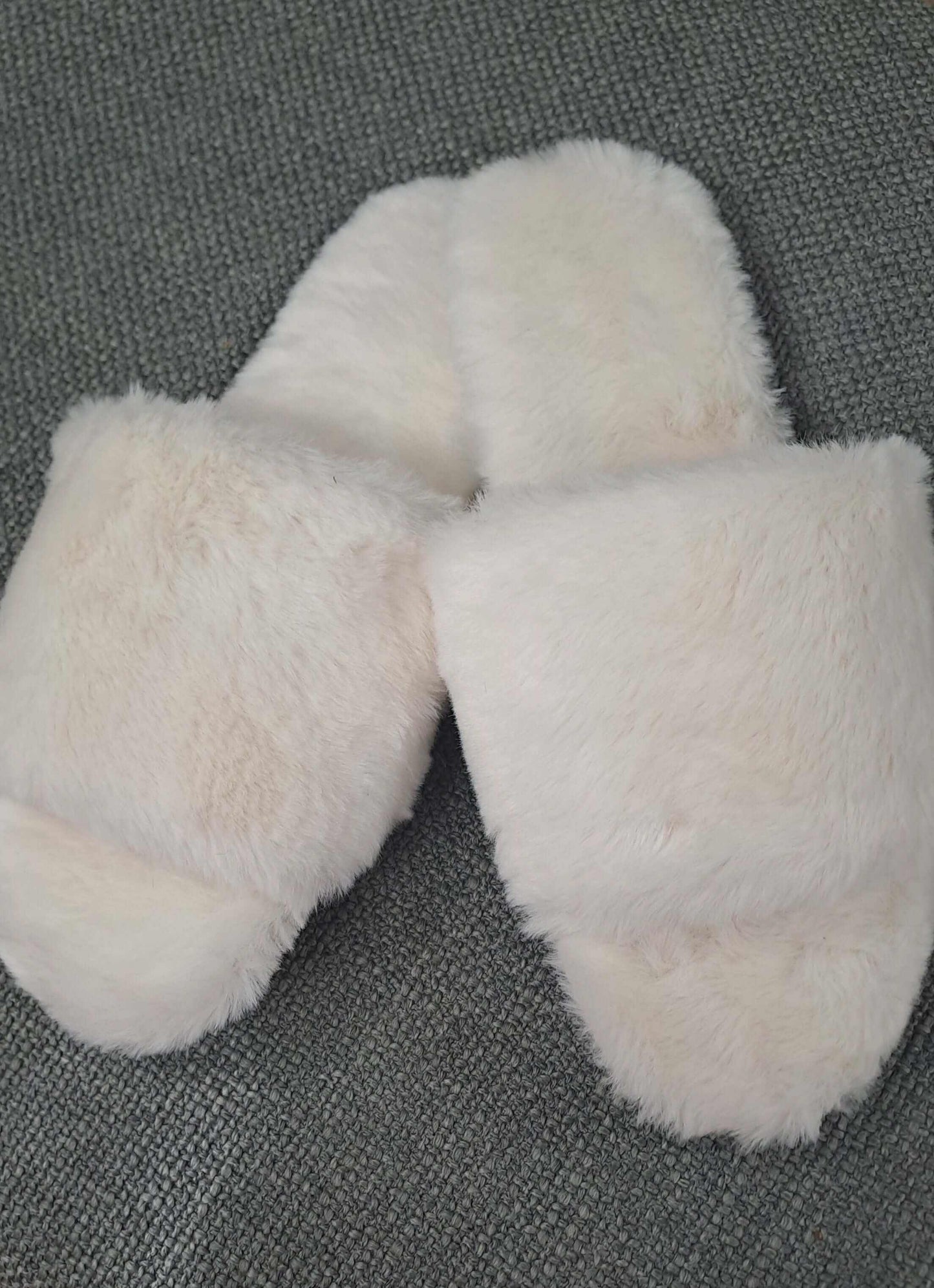 Fluffy slippers- Beige  Smooches Bridal   