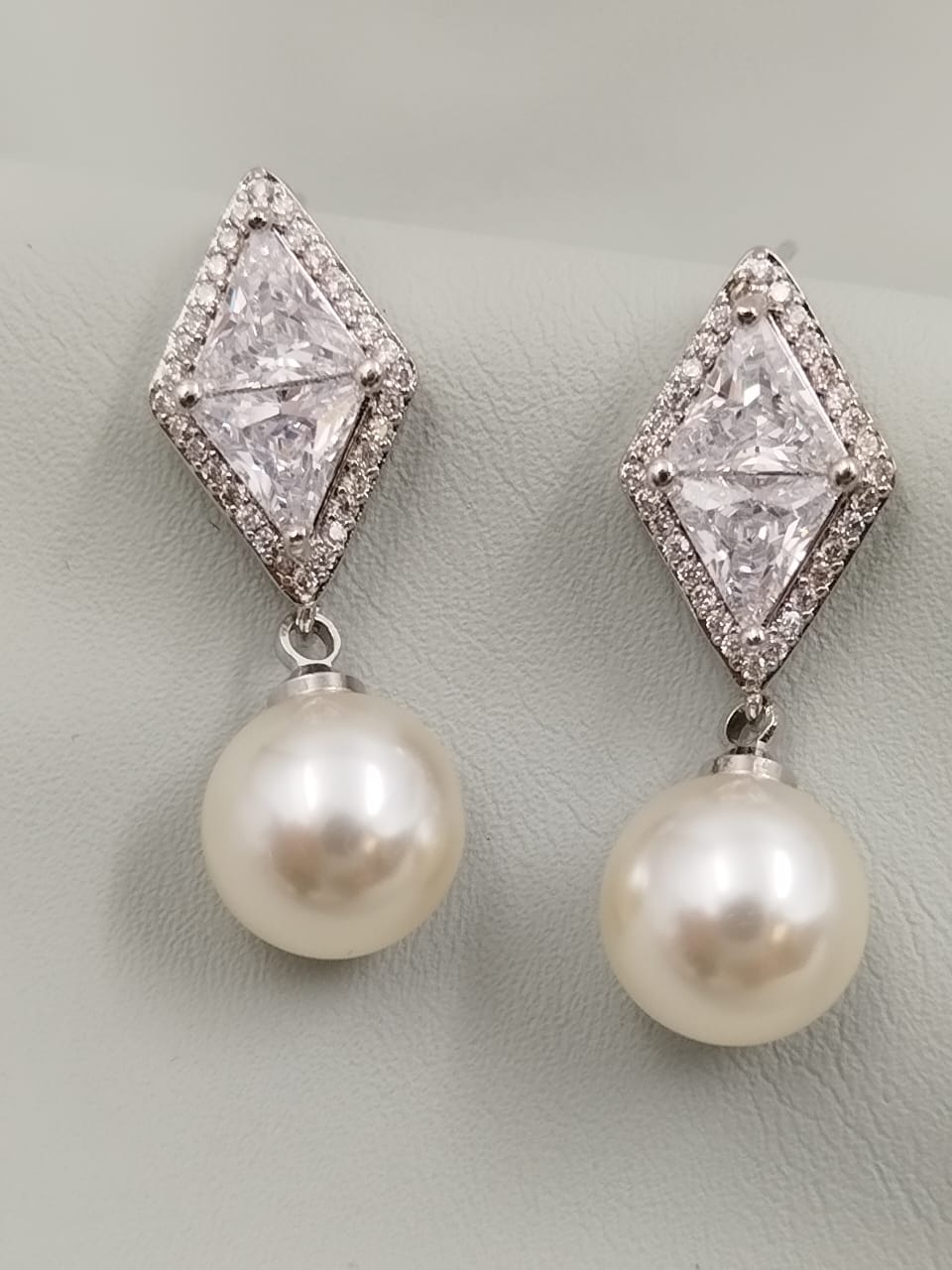 Geraldine bridal earrings