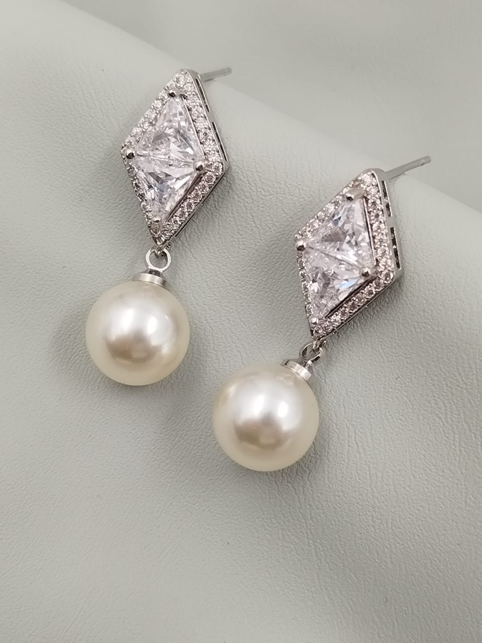 Geraldine bridal earrings