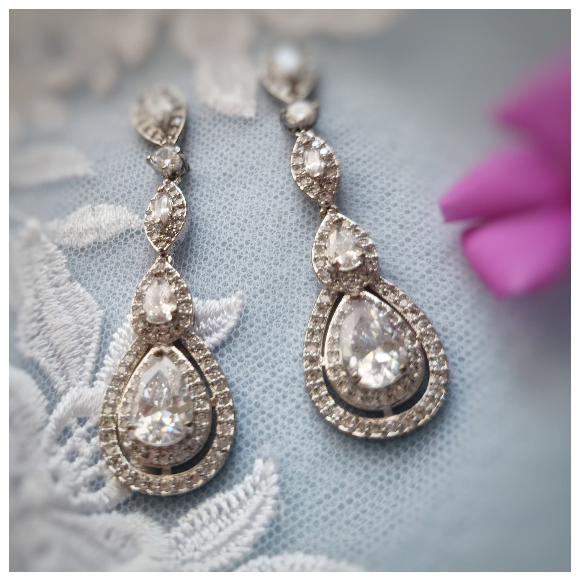 Starlet earrings E1688 - Smooches Bridal